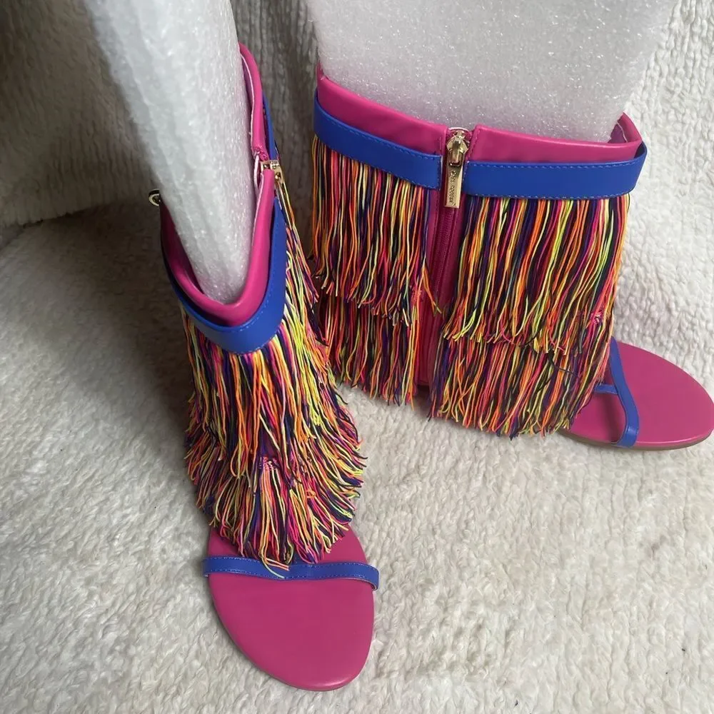 NWOT CAPE ROBBIN FRINGE FOLD OVER MULTI COLOR PADLOCK SANDALS SZ8.5